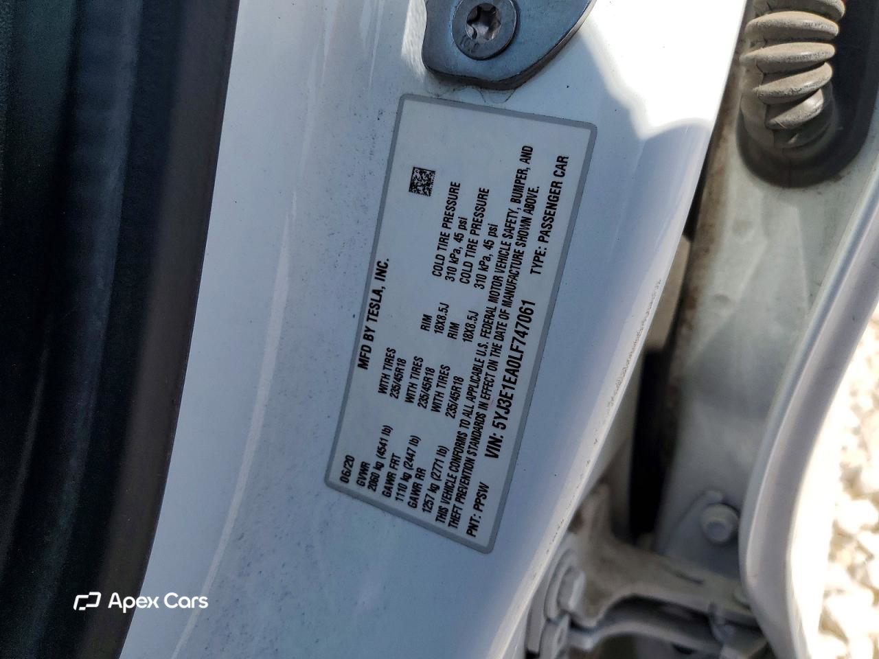 Tesla Model 3 2020
