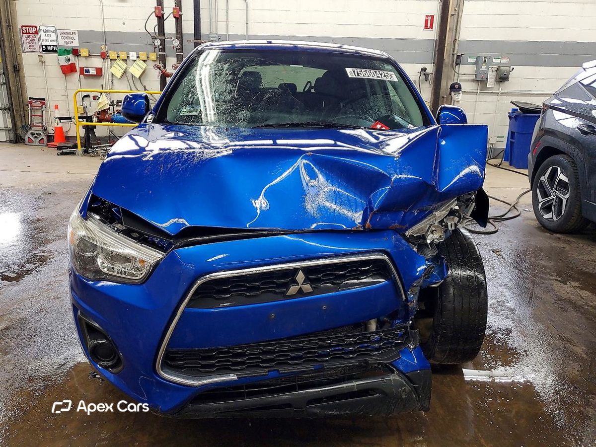 Mitsubishi Outlander 2015