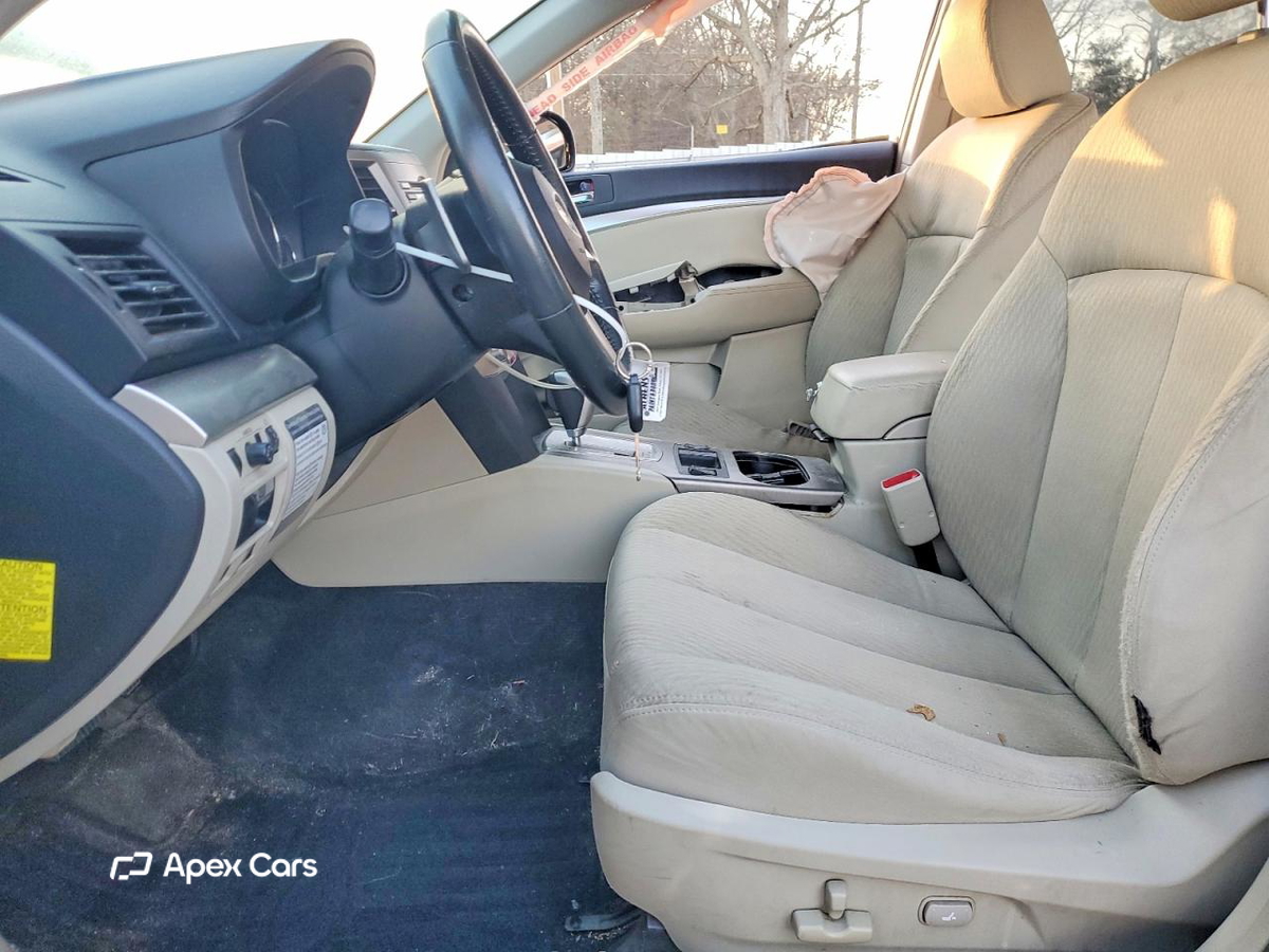 Subaru Outback 2011