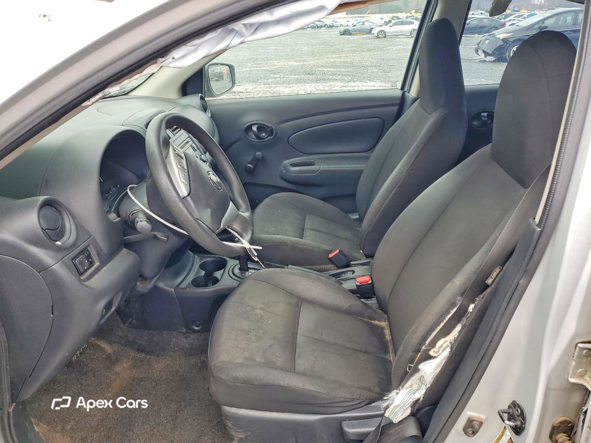 Nissan Versa 2016