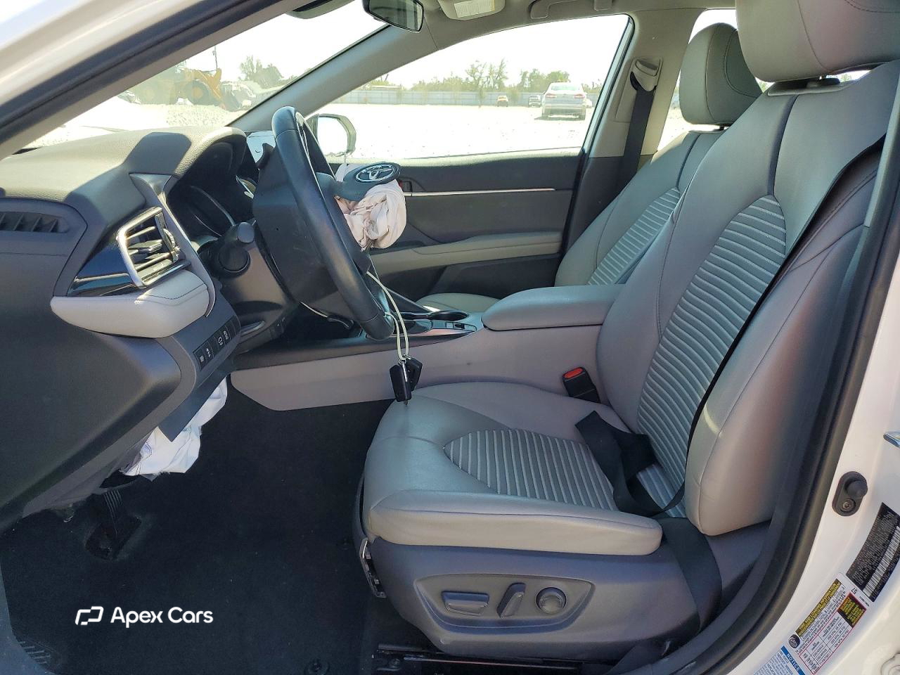 Toyota Camry 2021