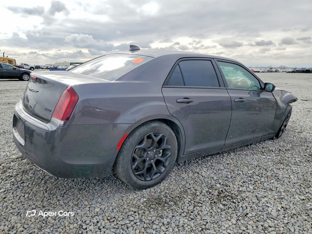 Chrysler 300 2022