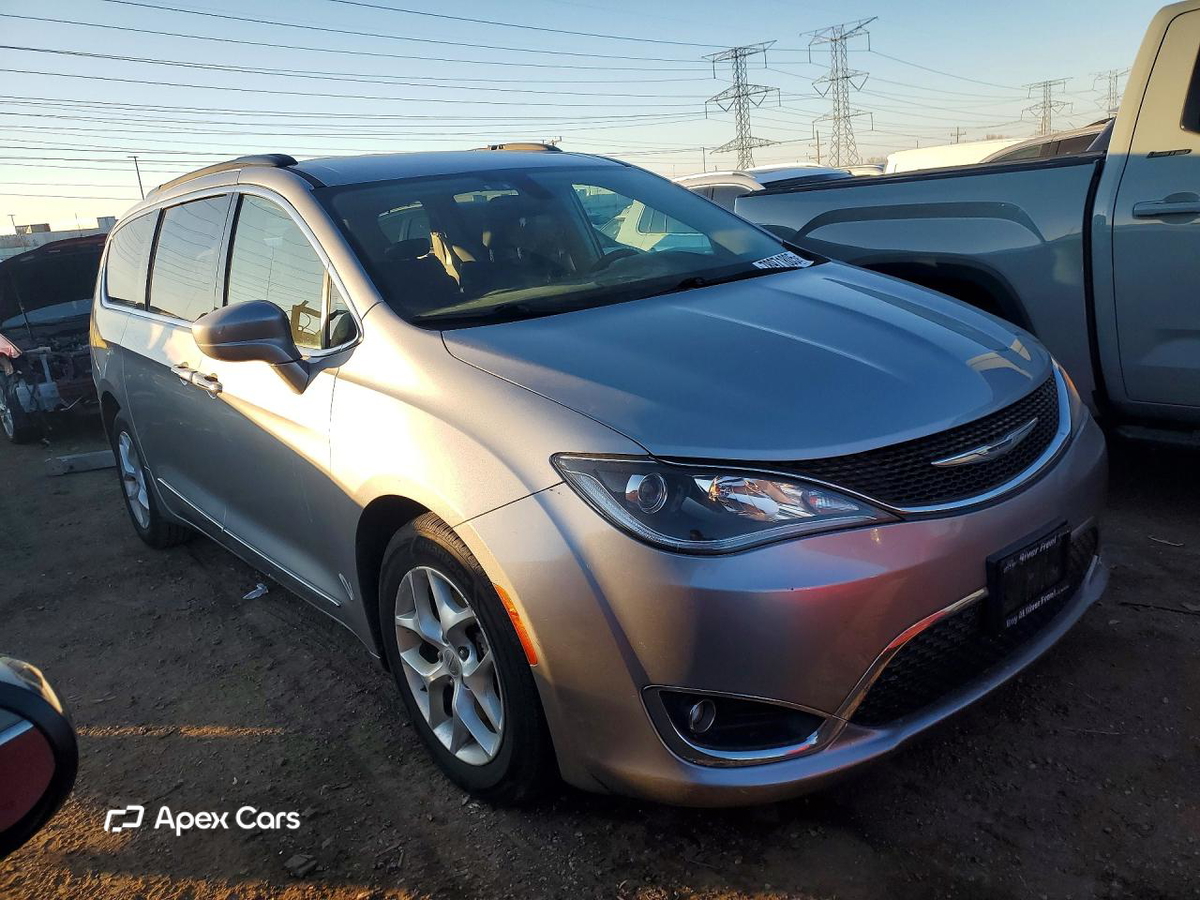 Chrysler Pacifica 2017