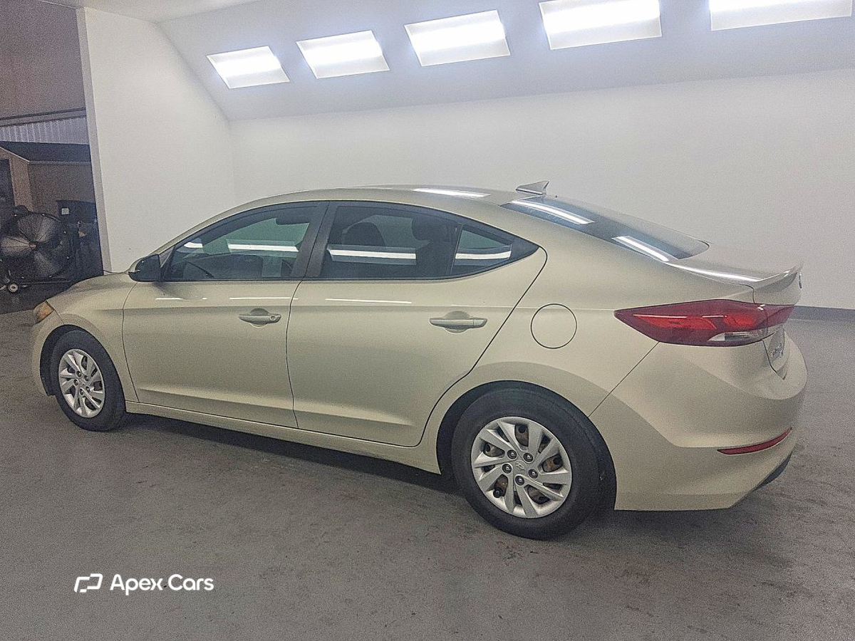 Hyundai Elantra 2017
