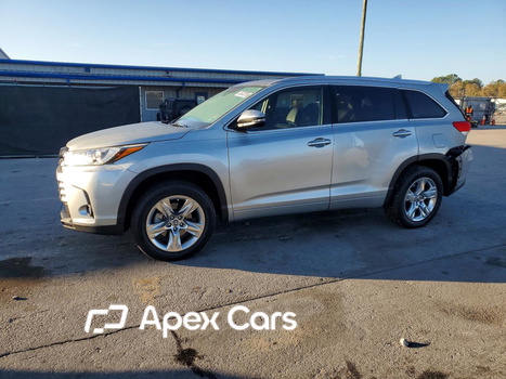 Toyota Highlander 2018 - Image 1 of 15