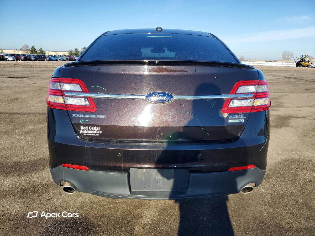Ford Taurus 2013