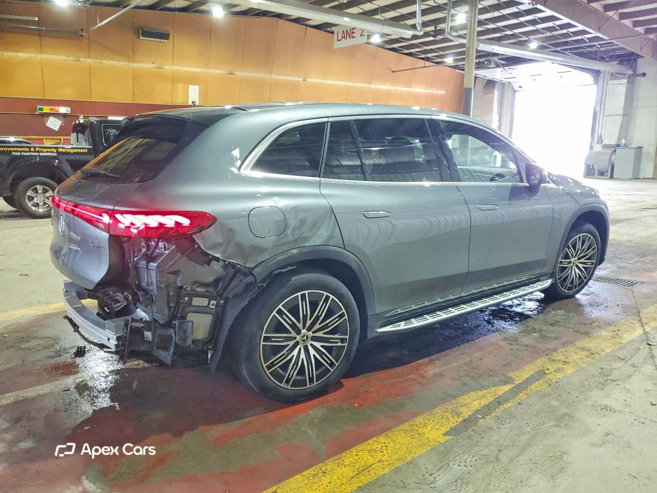 Mercedes-Benz  2024