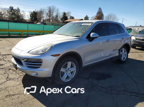 Porsche Cayenne 2013 - Image 1 of 13