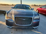 Chrysler 300 2019