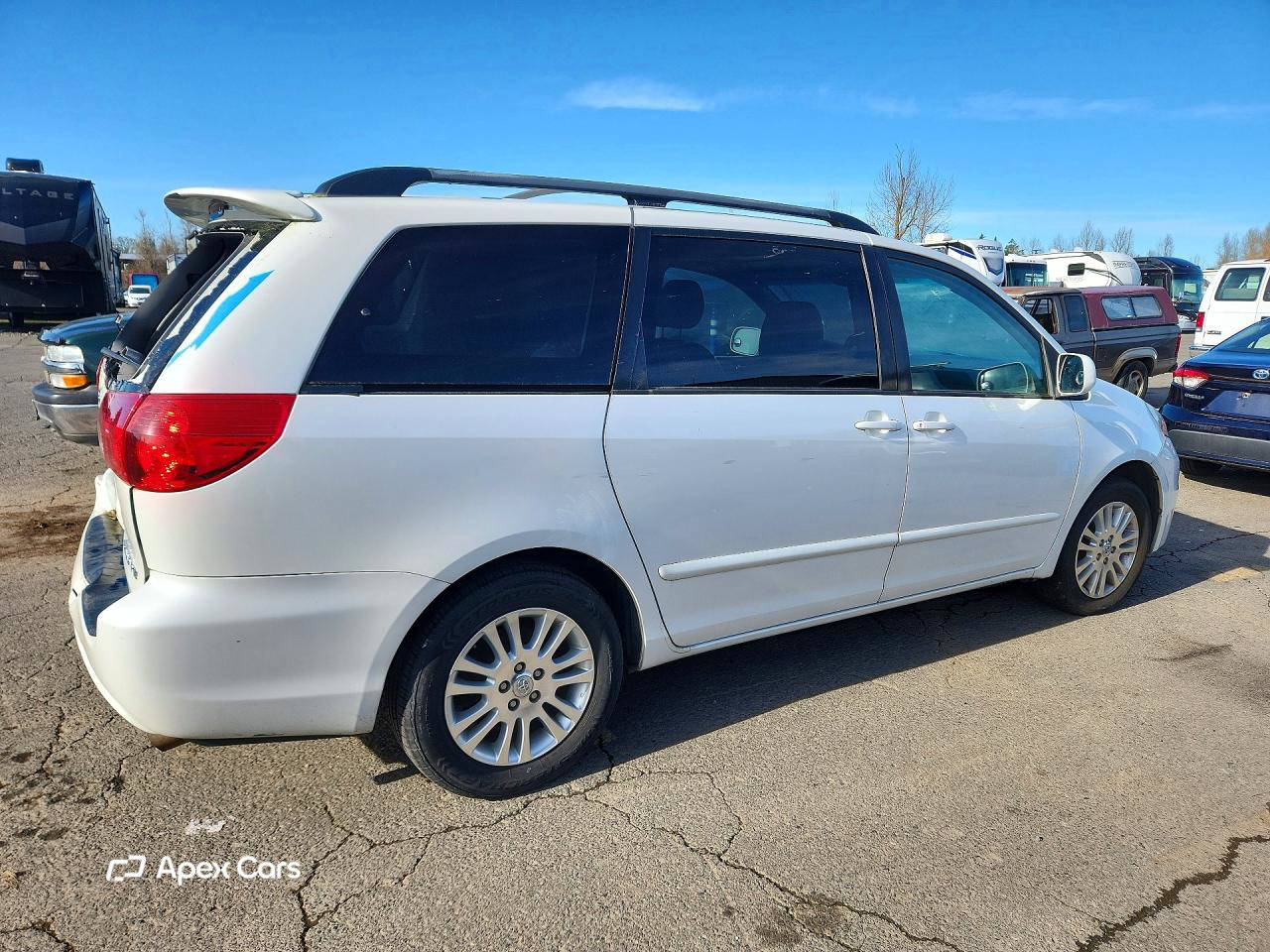 Toyota Sienna 2010