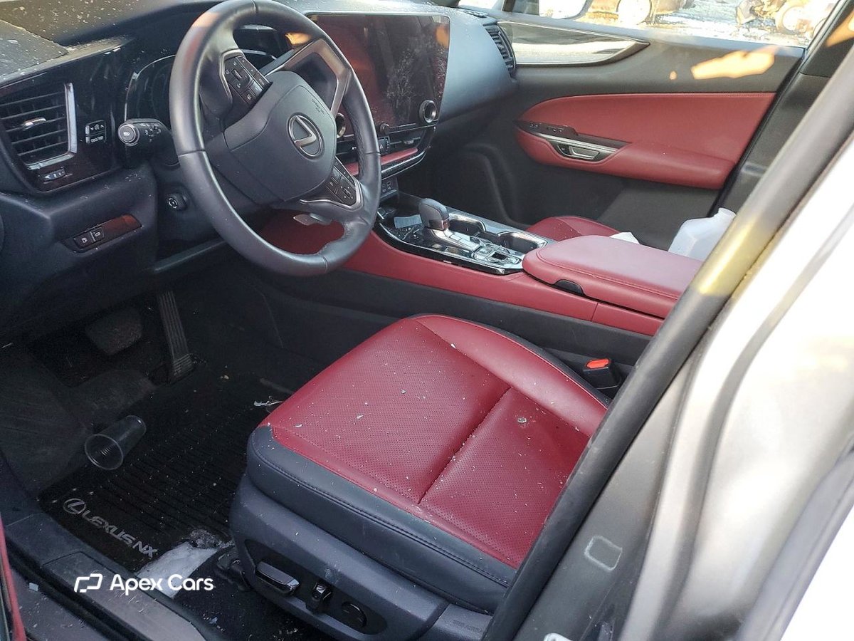 Lexus NX 2023