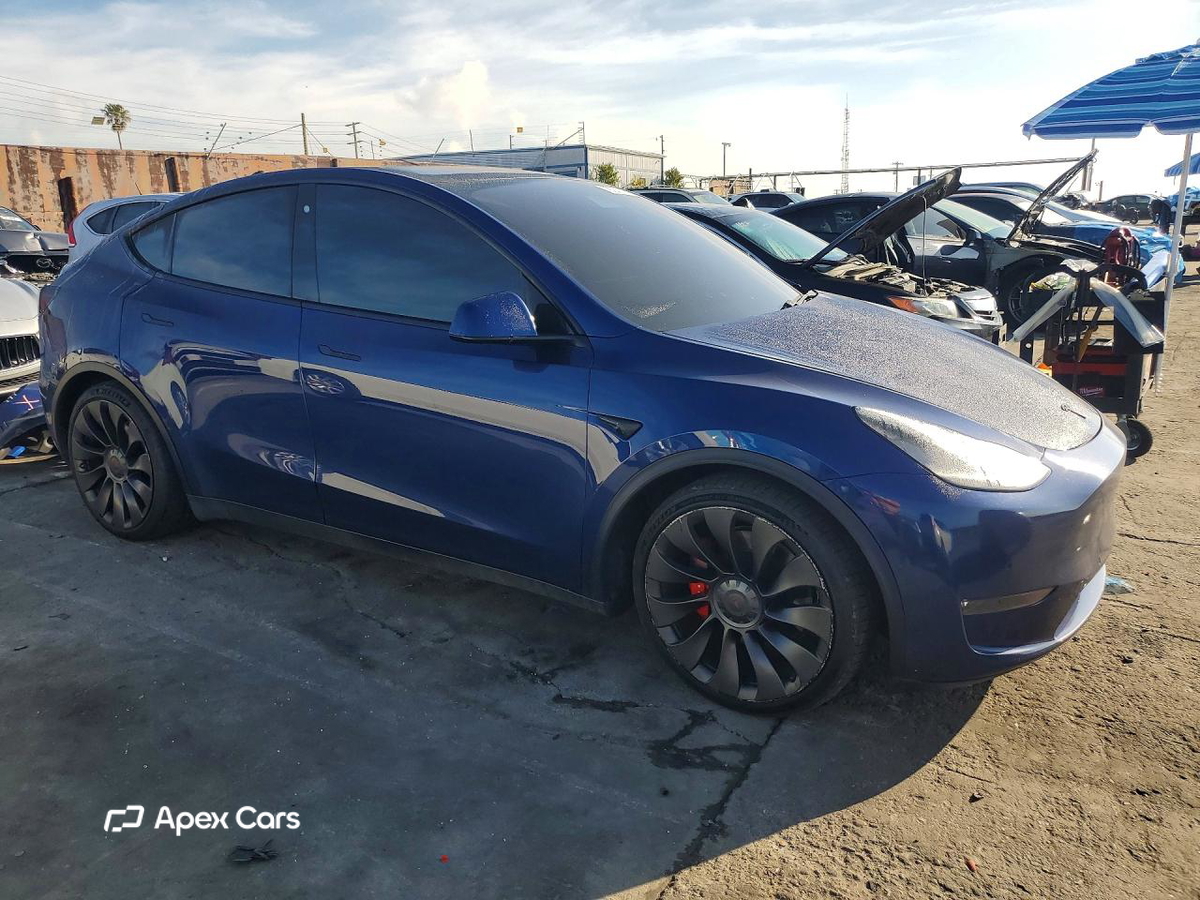 Tesla Model Y 2020