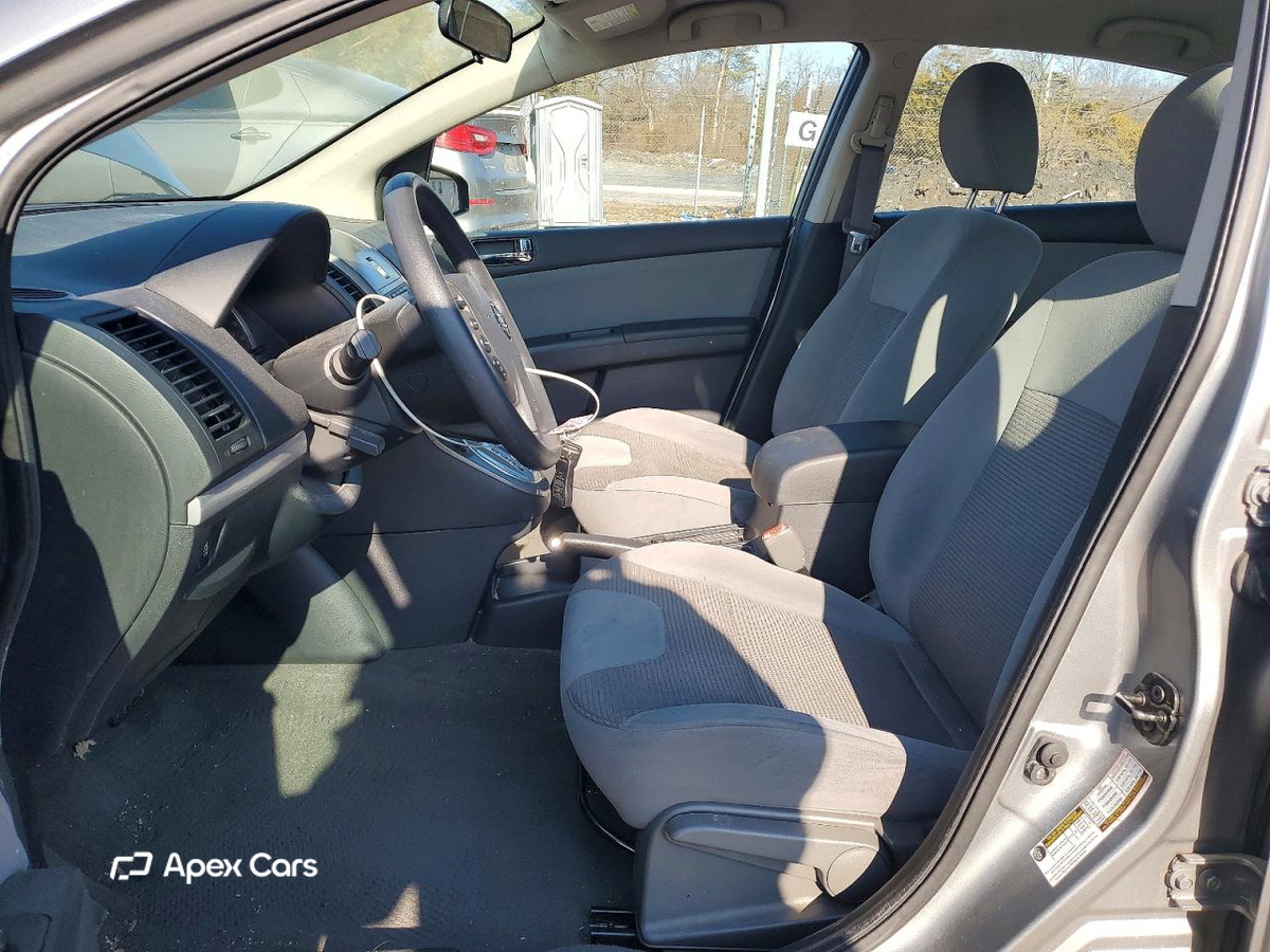 Nissan Sentra 2012