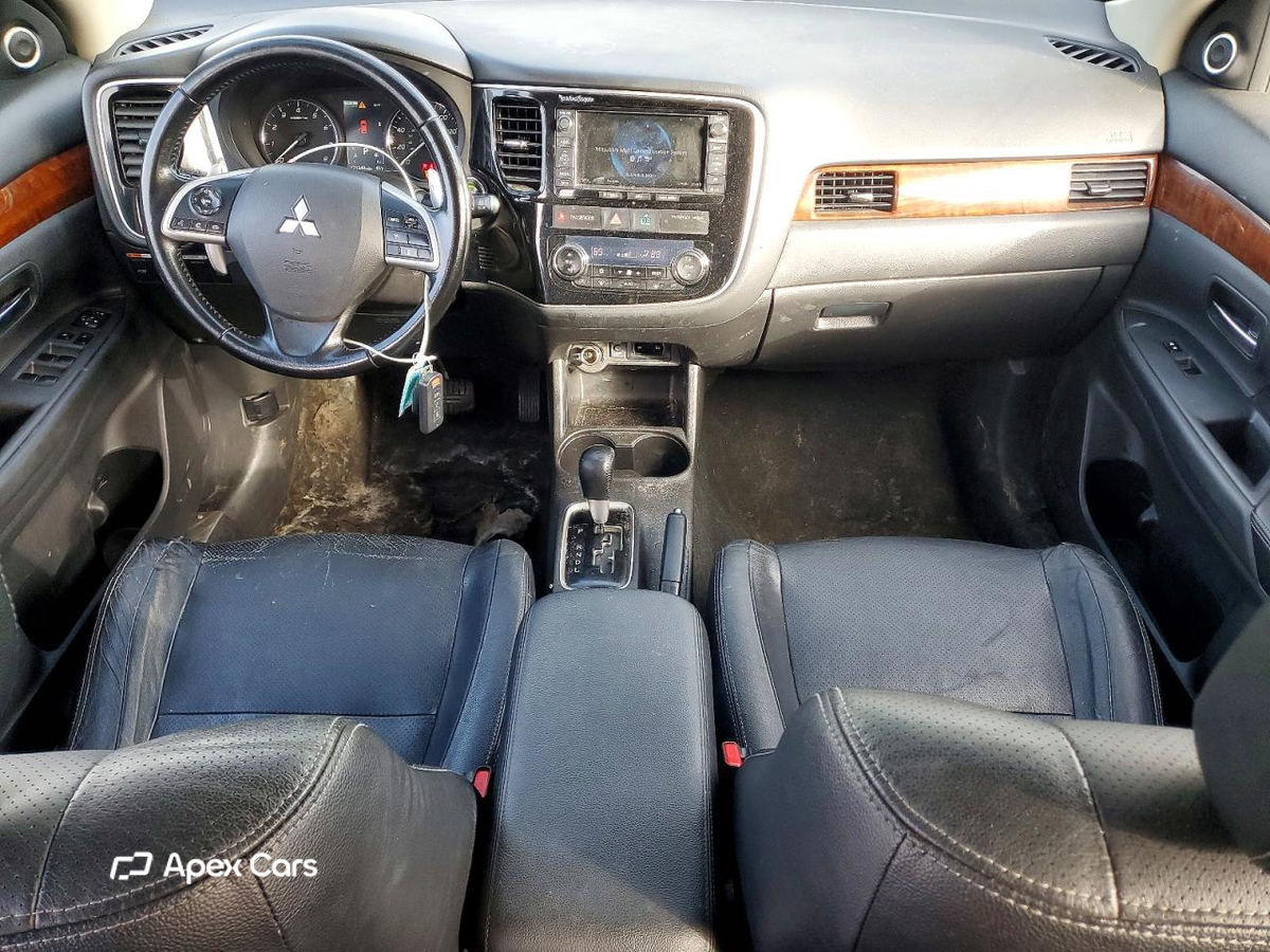 Mitsubishi Outlander 2014