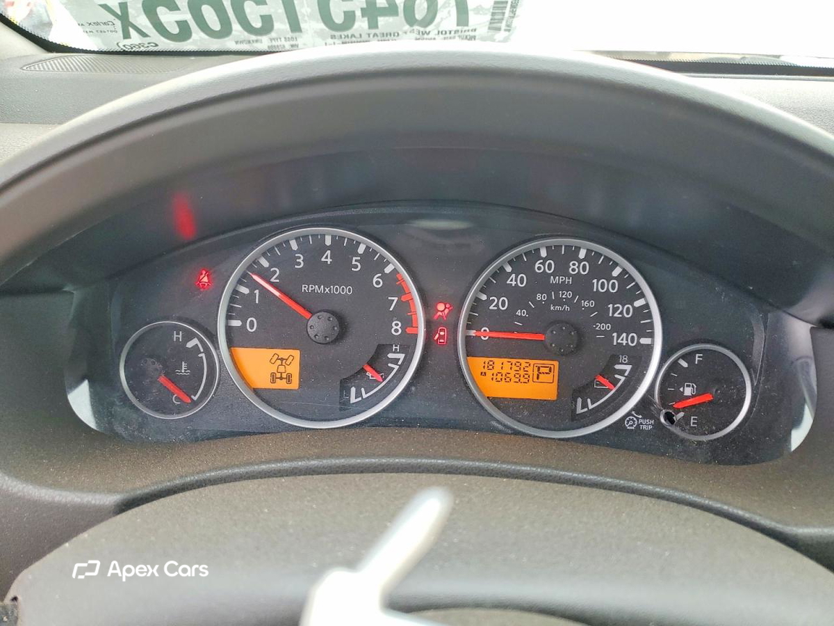 Nissan Pathfinder 2010