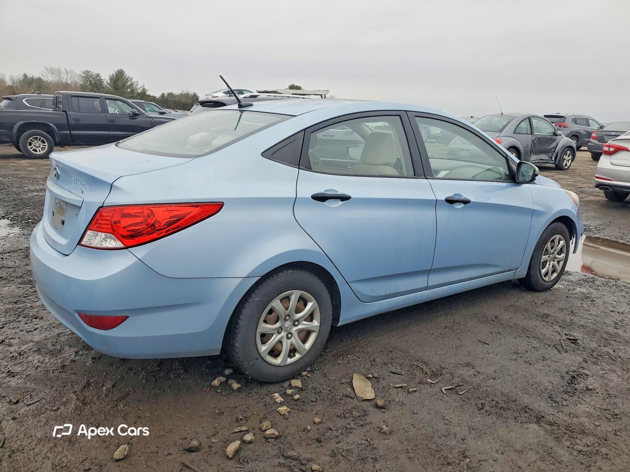Hyundai Accent 2012