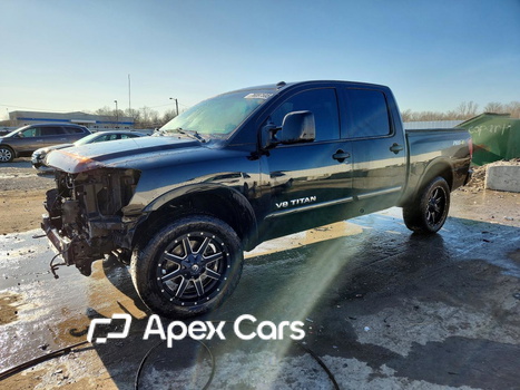 Nissan Titan 2013 - Image 1 of 14