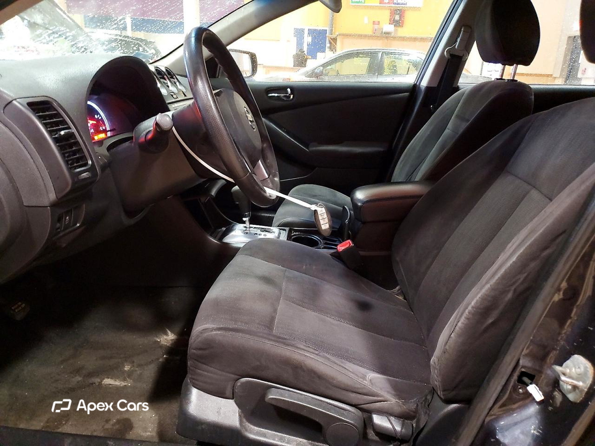 Nissan Altima 2011