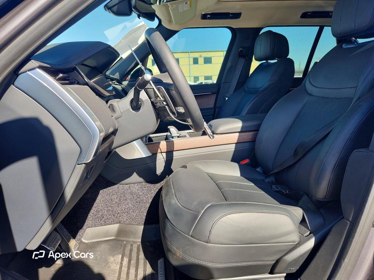 Land Rover Range Rover 2025