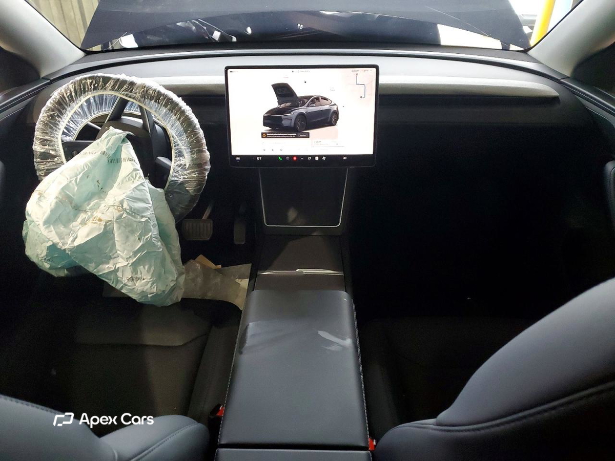 Tesla Model Y 2026