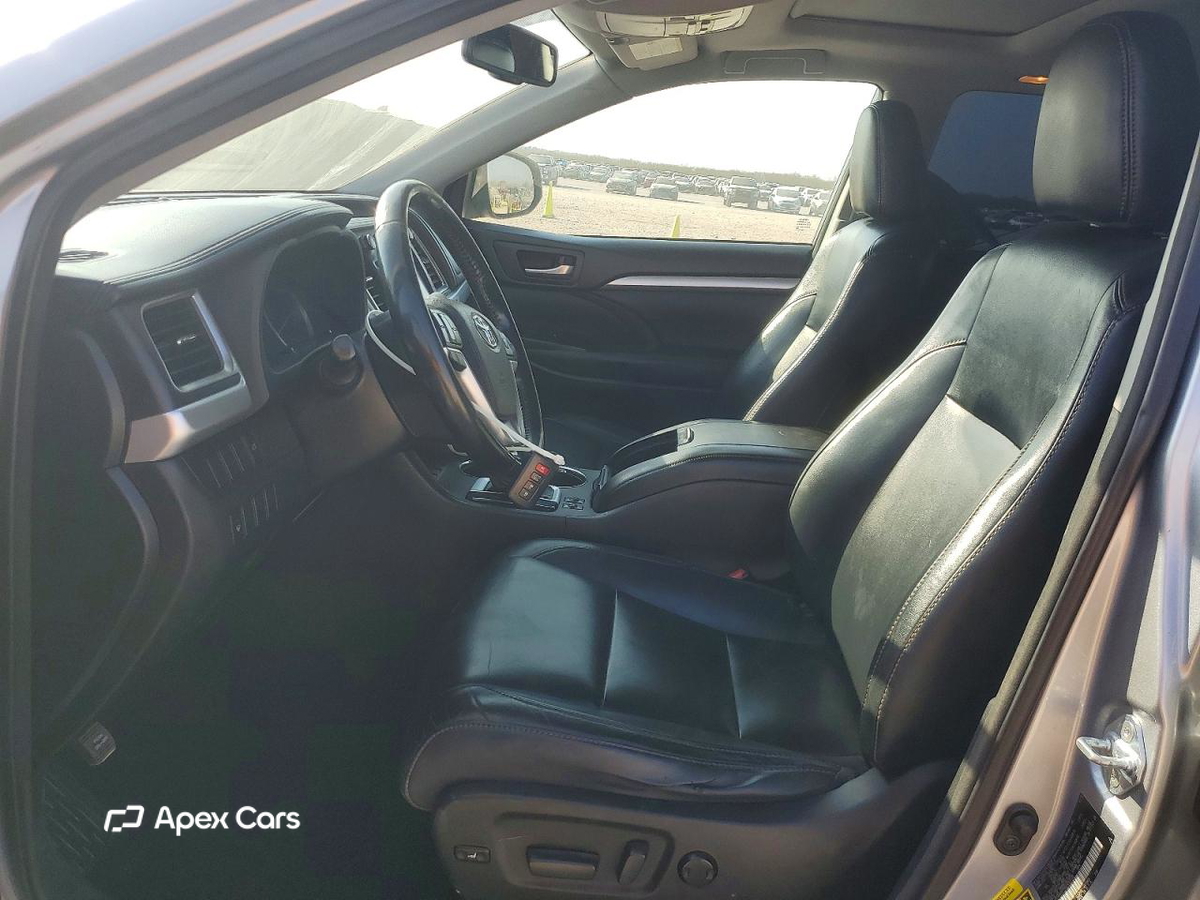 Toyota Highlander 2016