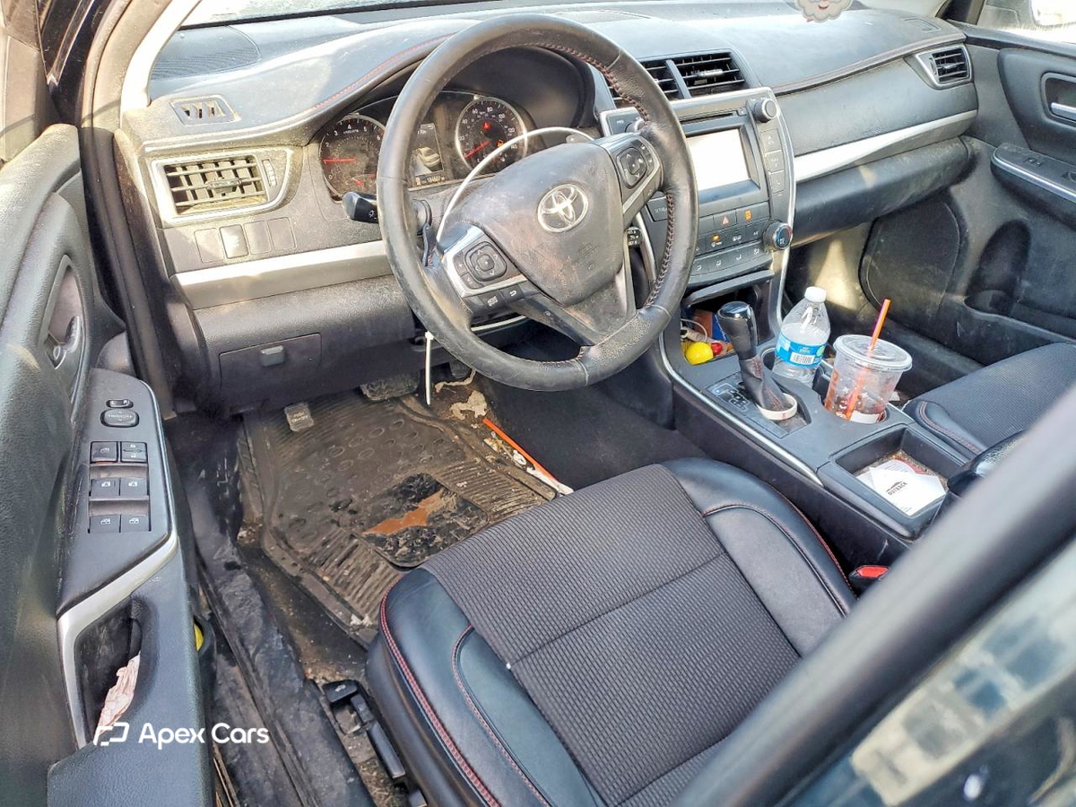 Toyota Camry 2016