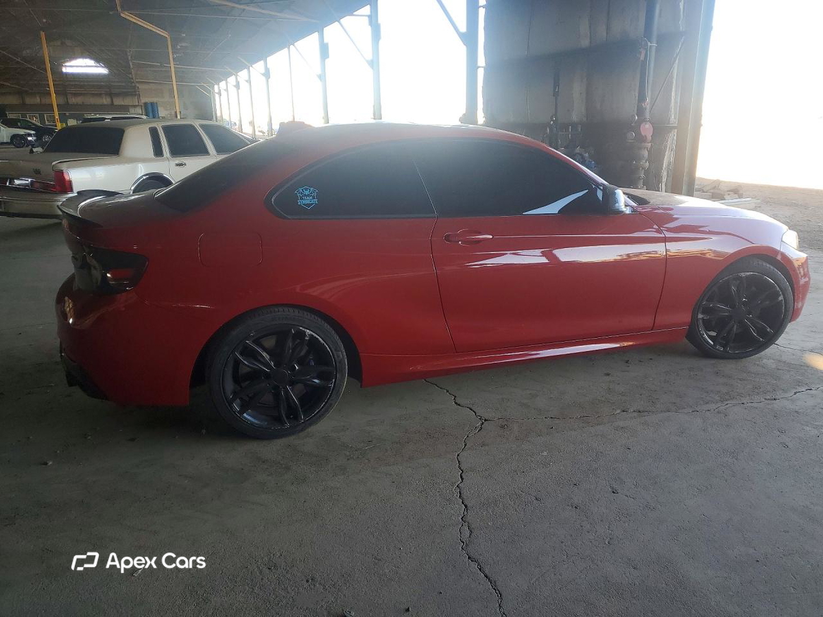 BMW M2 2016
