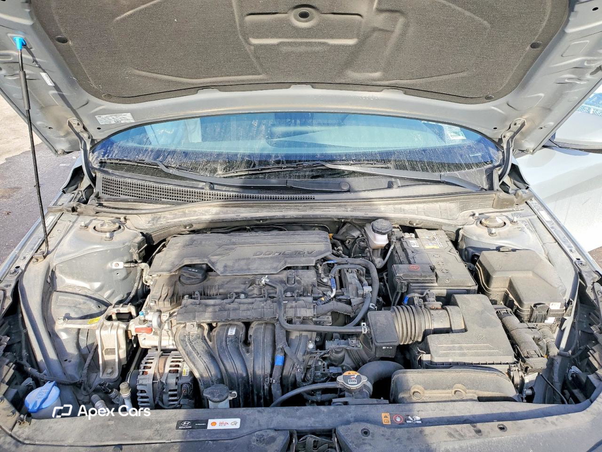 Hyundai Elantra 2022