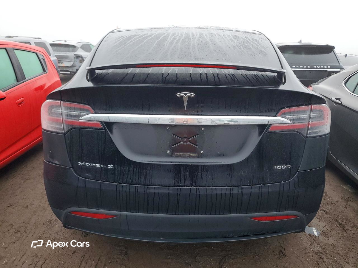 Tesla Model X 2018