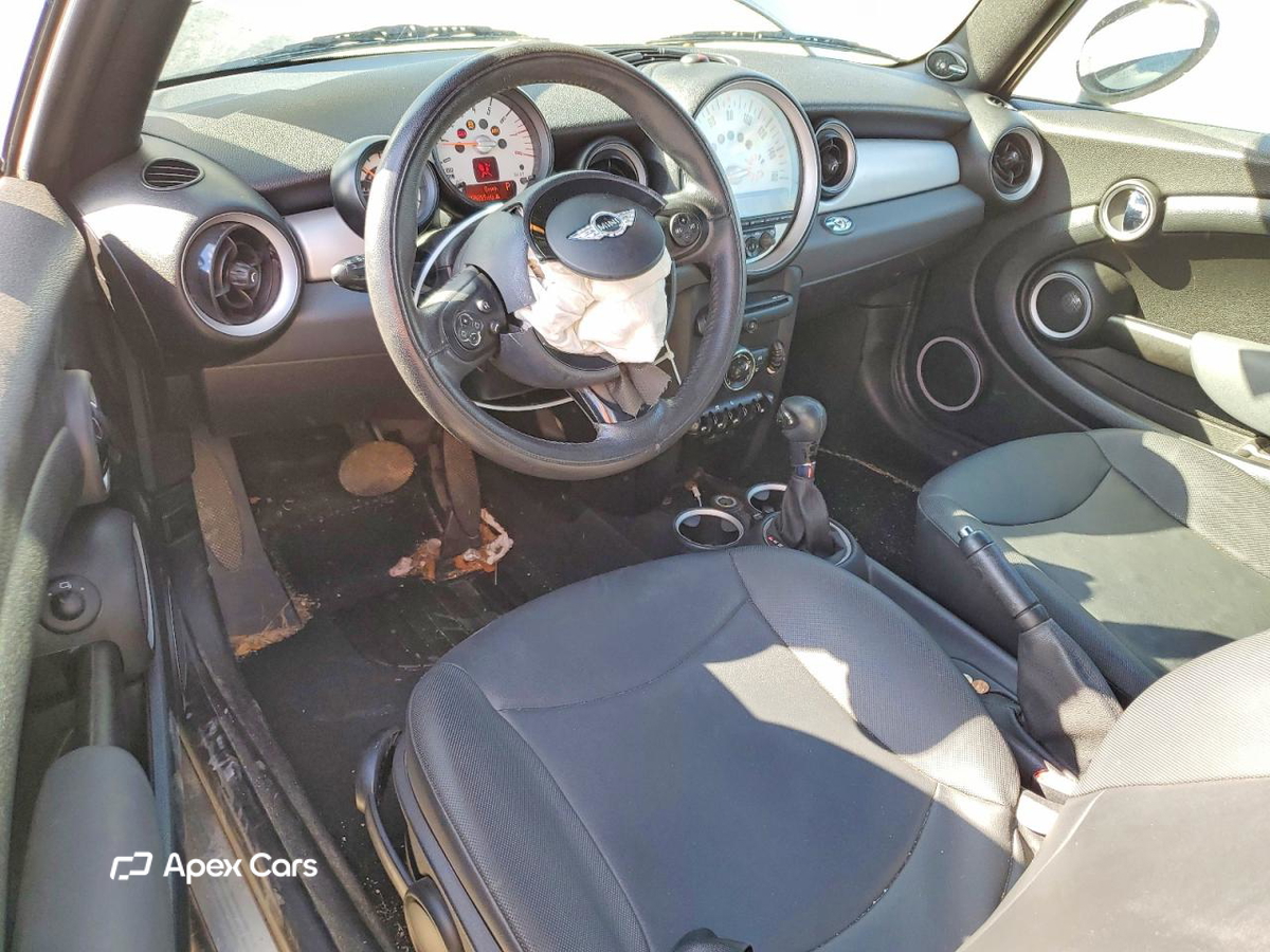 MINI Cooper 2012