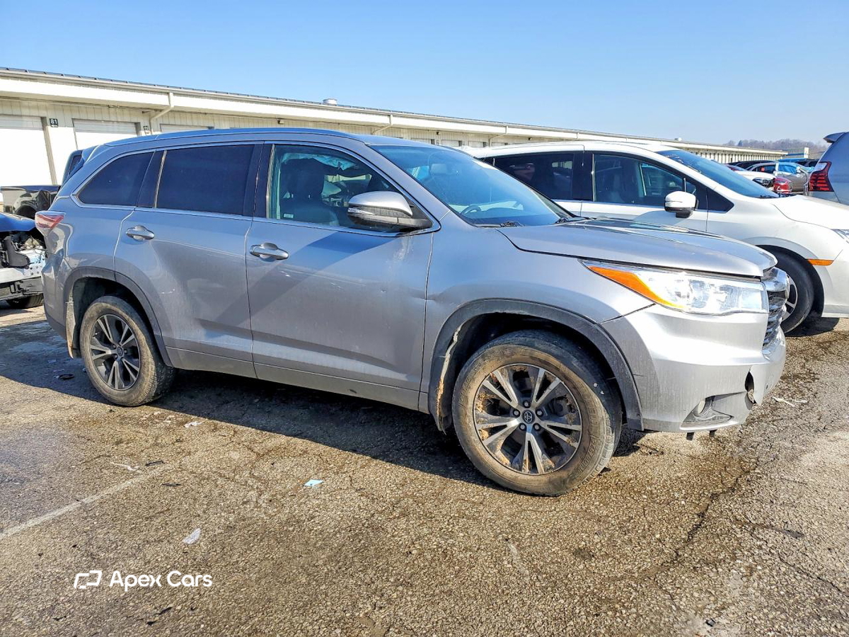 Toyota Highlander 2016
