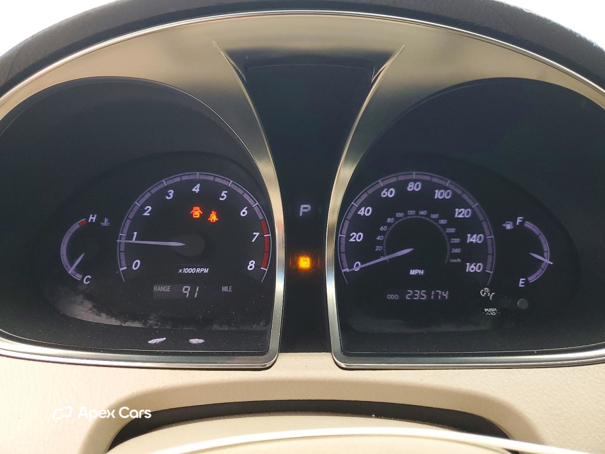 Toyota Avalon 2011