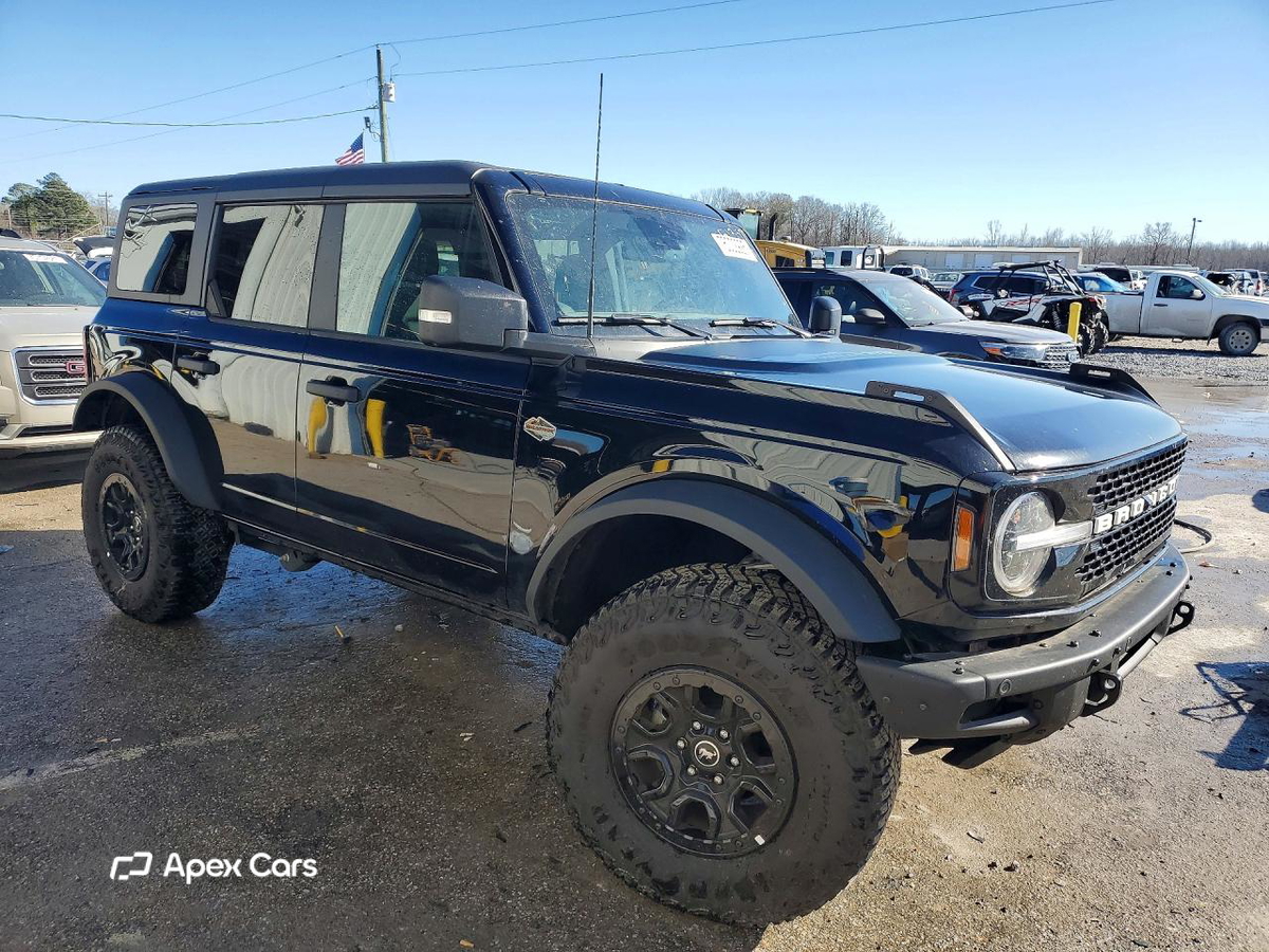 Ford Bronco 2024