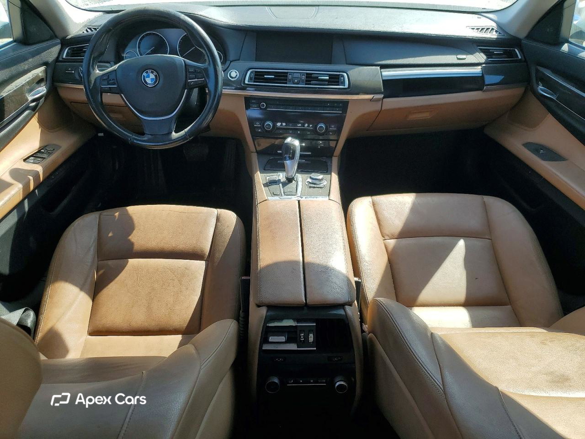 BMW Series 7 2012