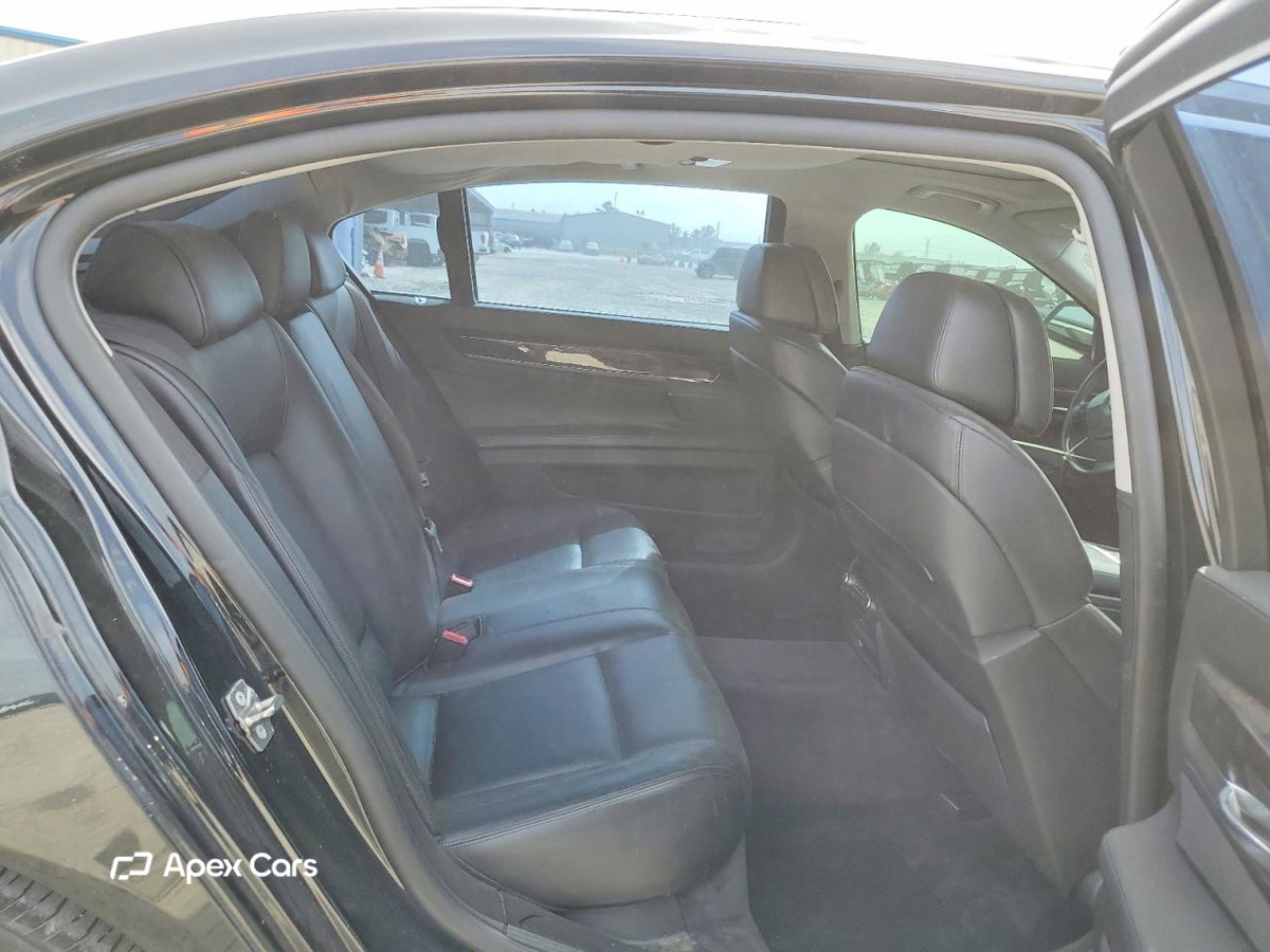 BMW Series 7 2010