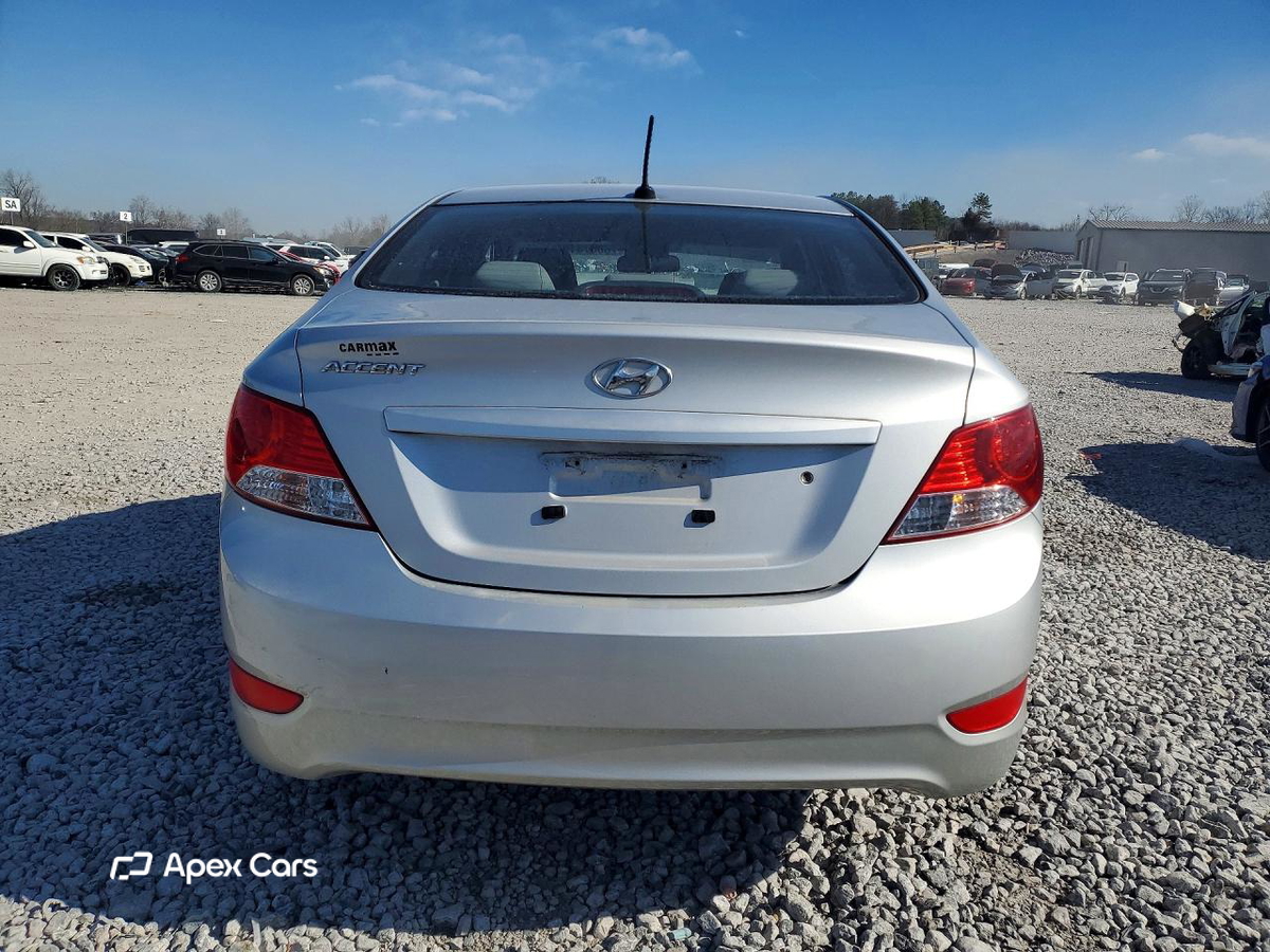 Hyundai Accent 2013