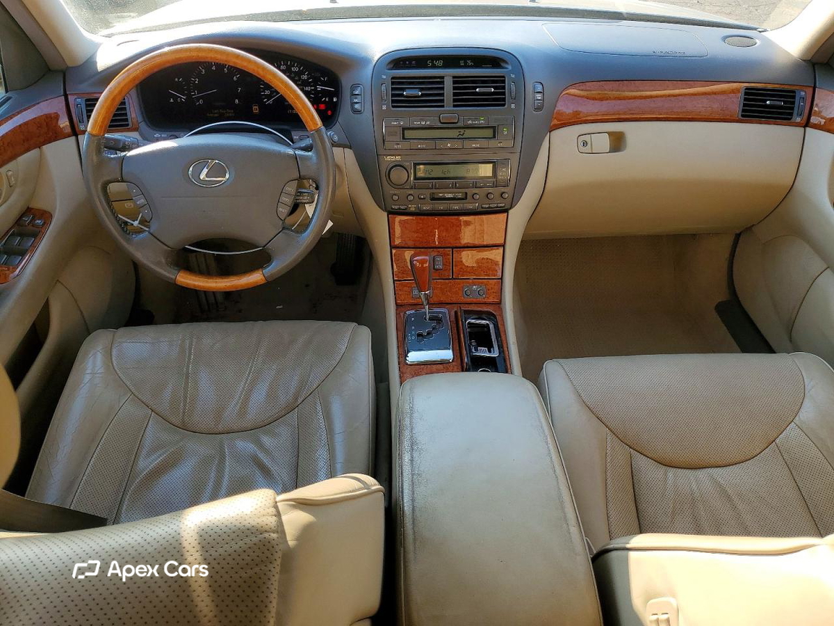 Lexus LS 2004