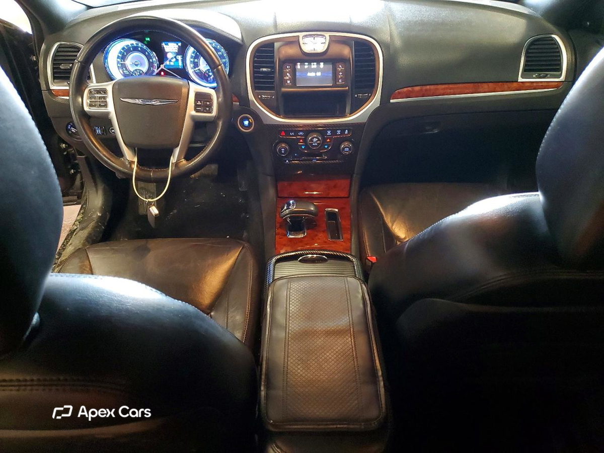 Chrysler 300 2012