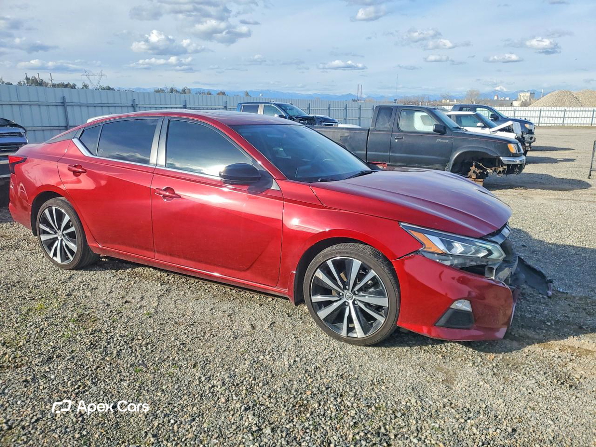 Altima 2021