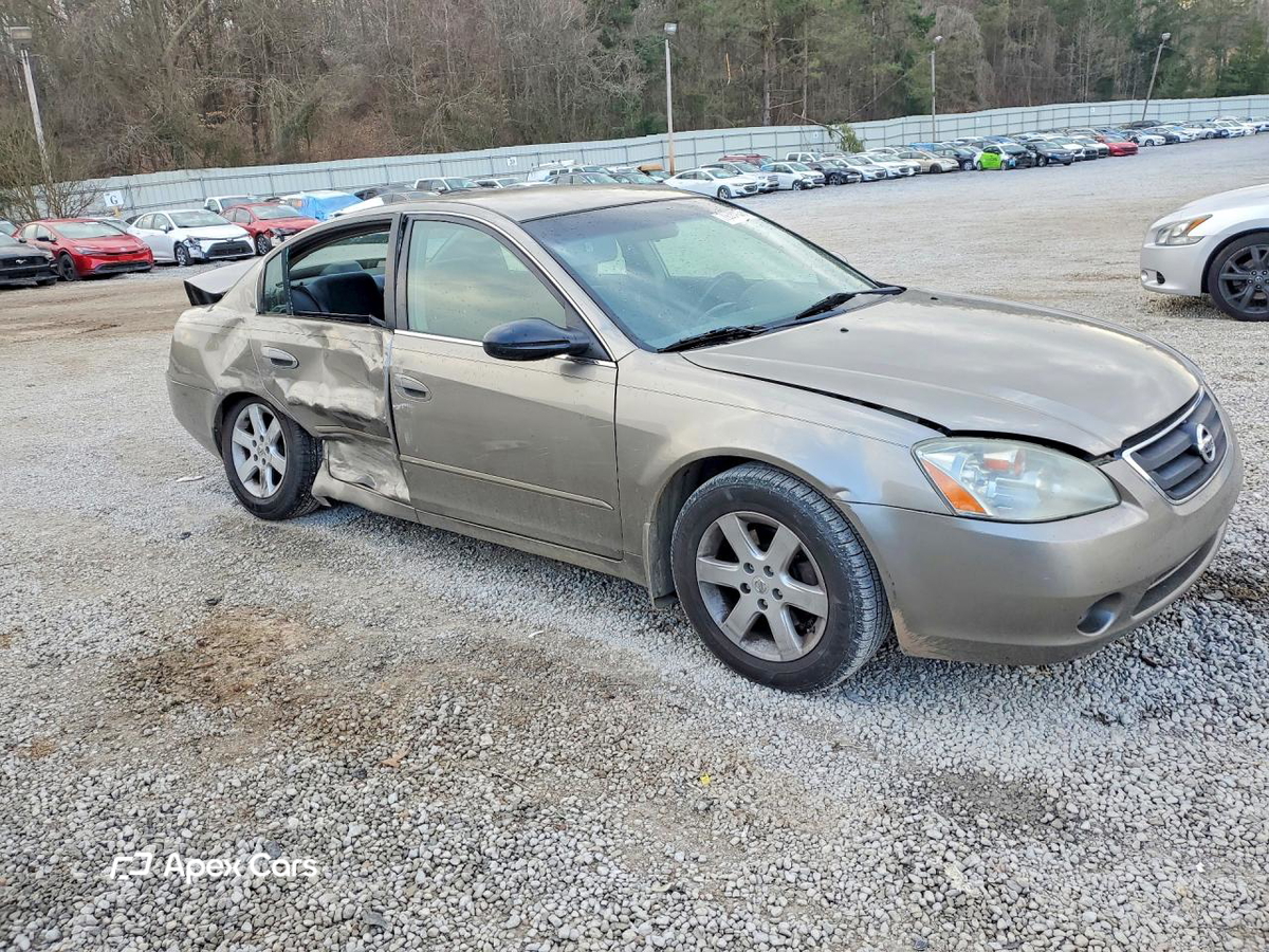 Nissan Altima 2002