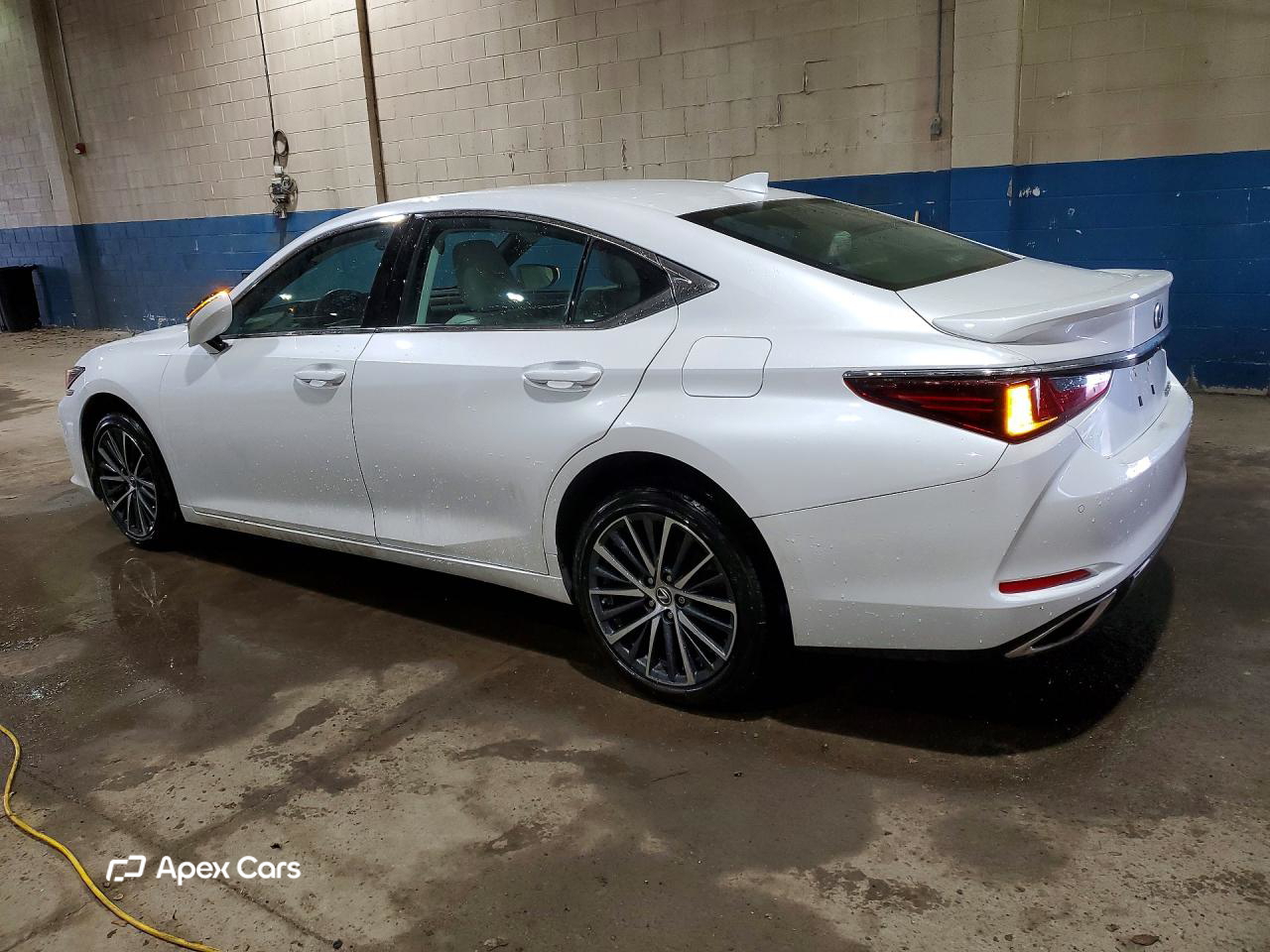 Lexus ES 2024