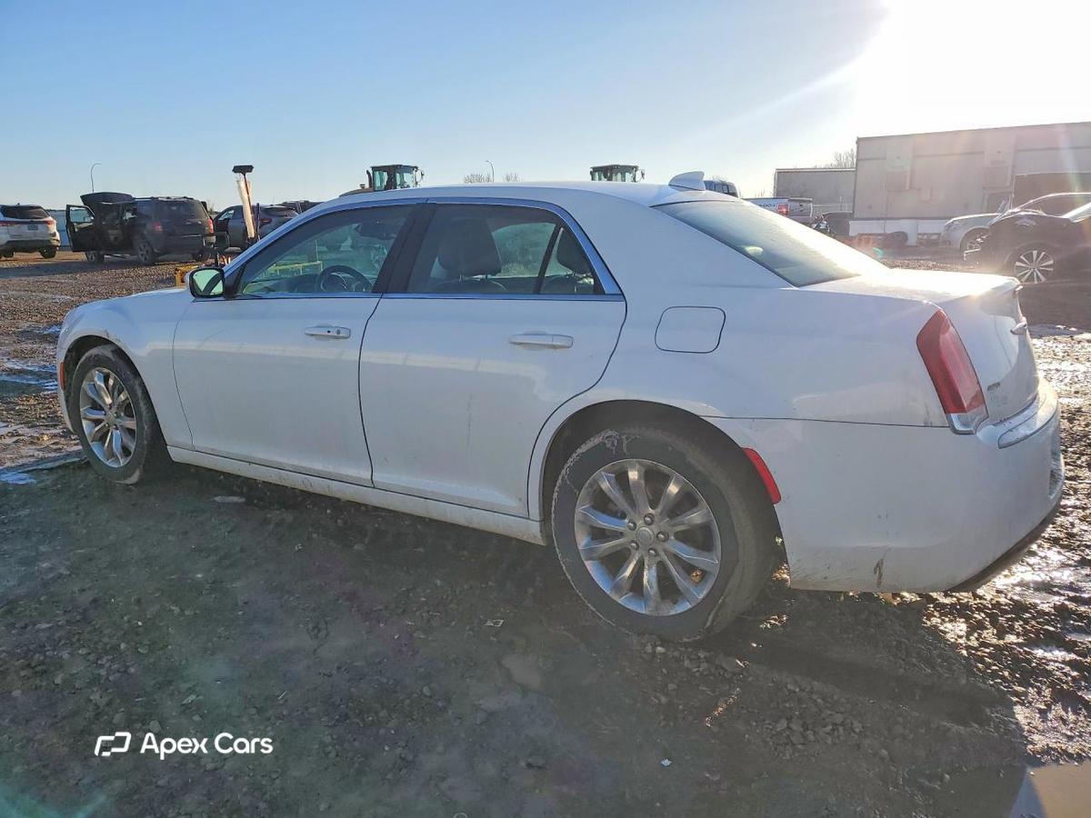 Chrysler 300 2016