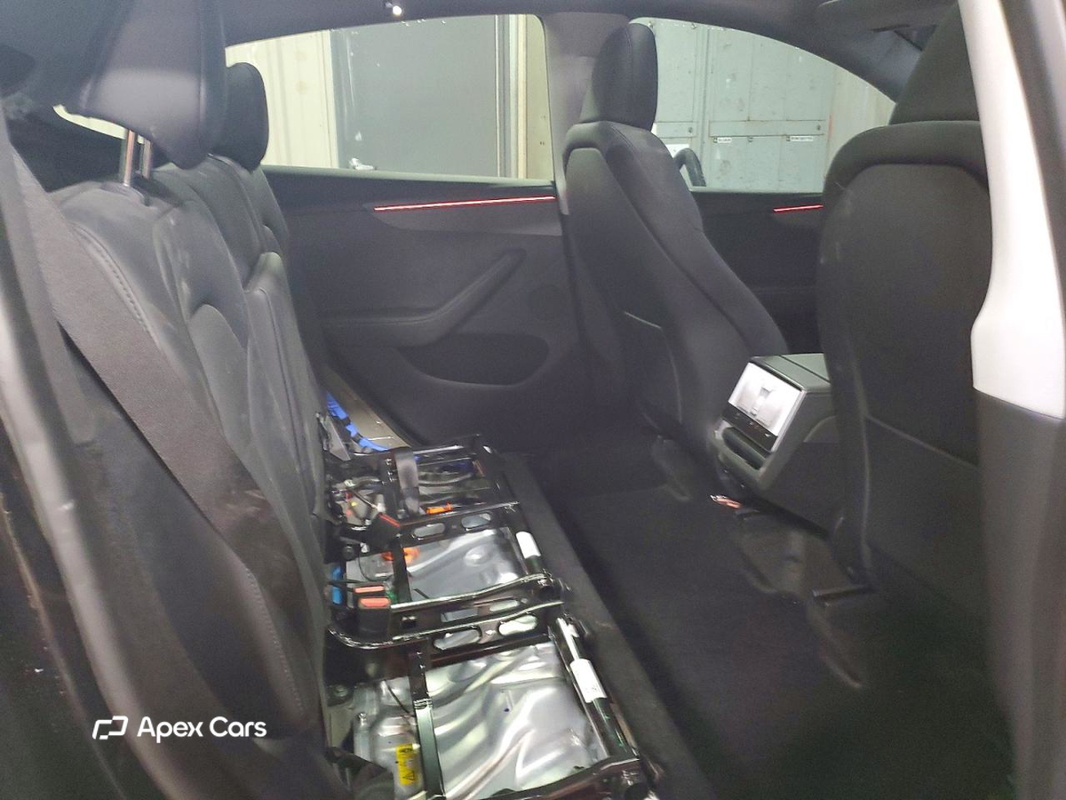 Tesla Model Y 2026