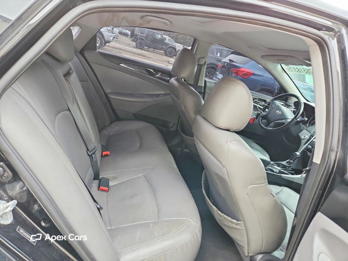 Hyundai Sonata 2013