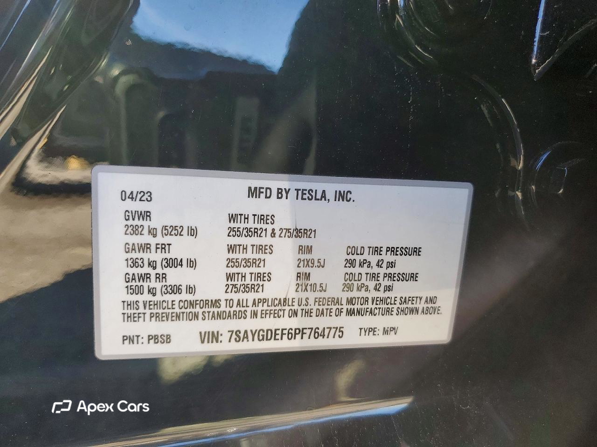 Tesla Model Y 2023