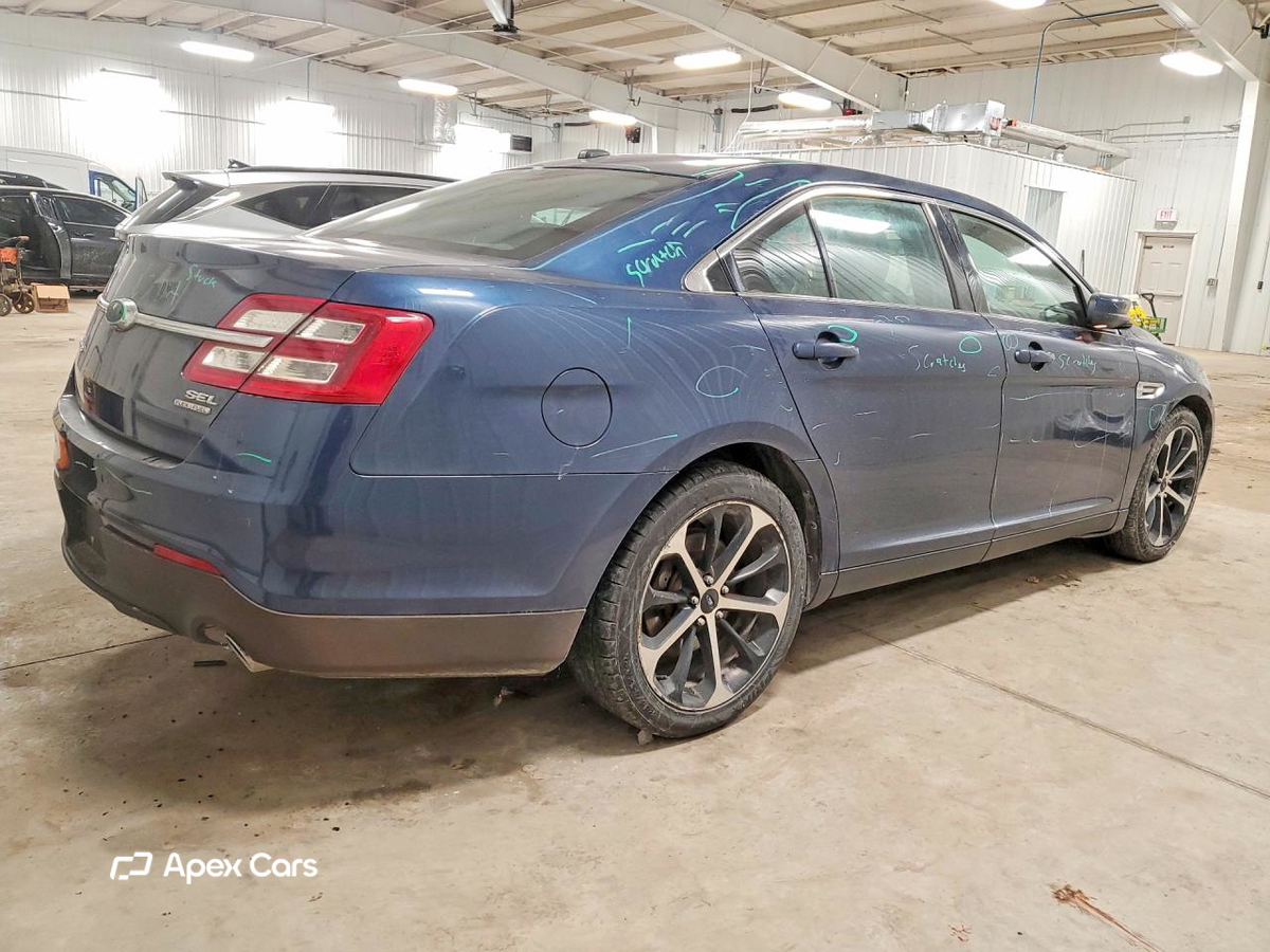 Ford Taurus 2016