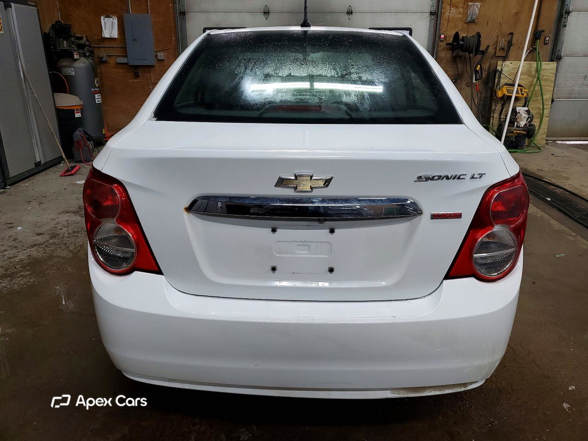 Chevrolet Sonic 2014