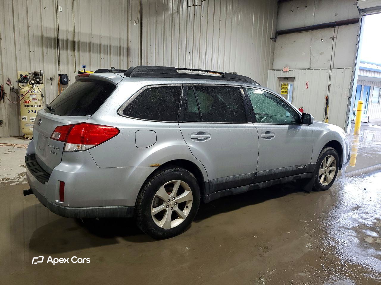 Subaru Outback 2013