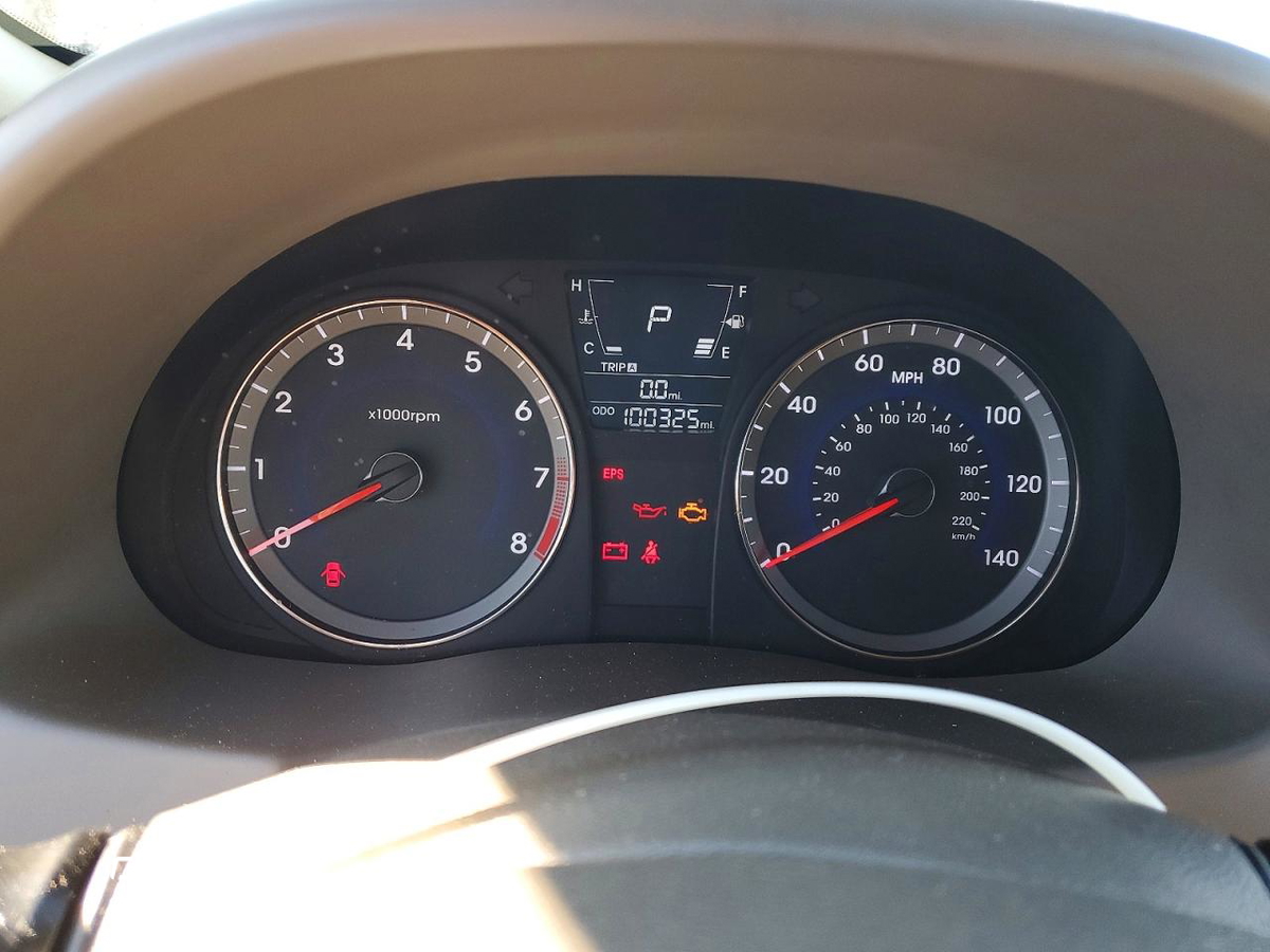 Hyundai Accent 2013