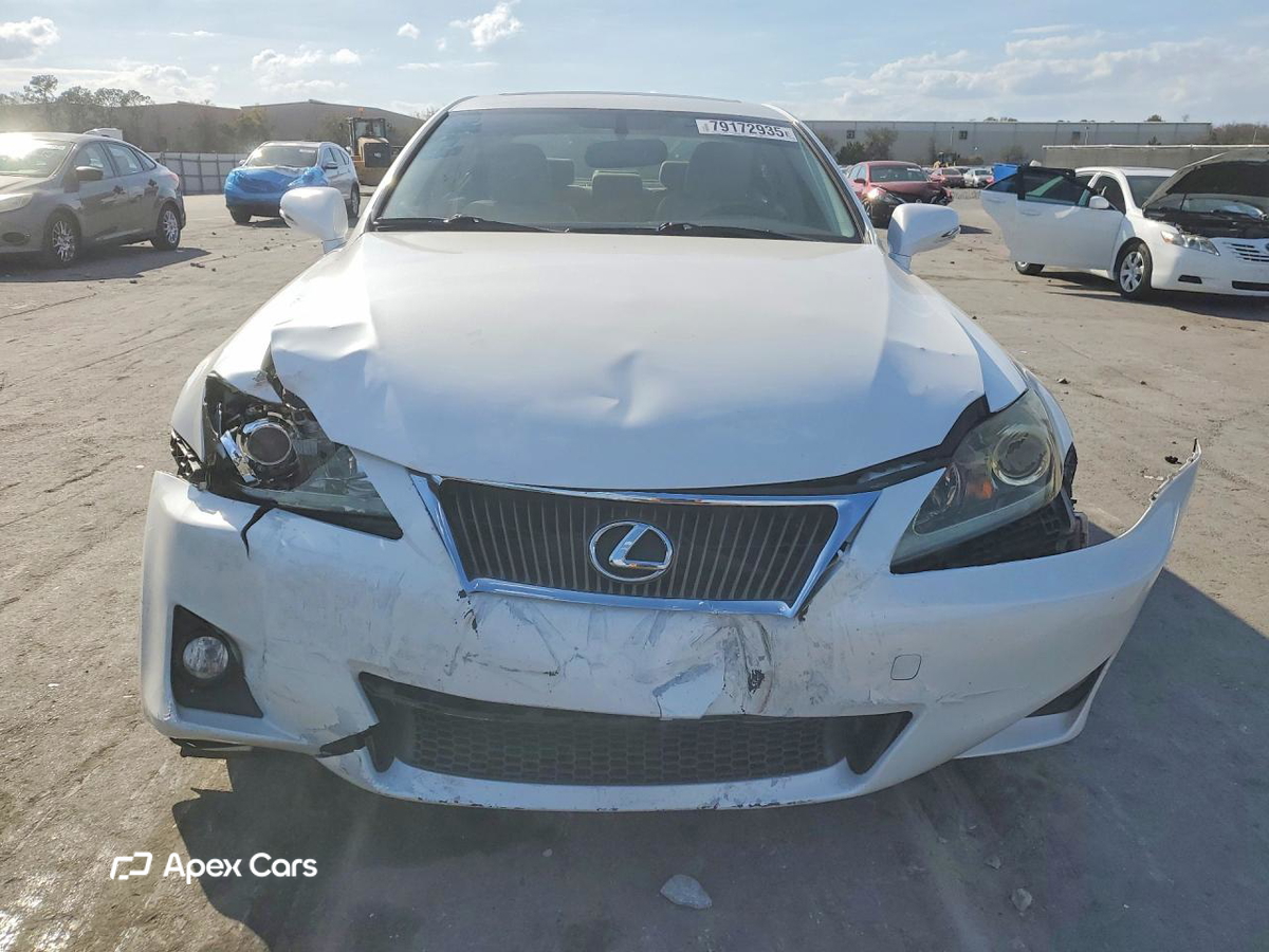 Lexus IS 2012